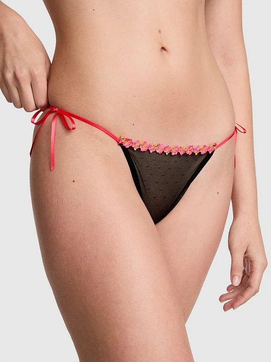 Zdjęcie produktu Majtki V-string PINK Wink Victoria's Secret Czarny