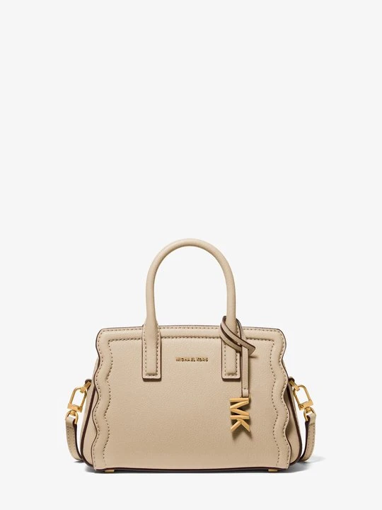 Zdjęcie produktu Mała przepinana torebka Laila z groszkowej skóry do przewieszenia przez ramię Michael Kors