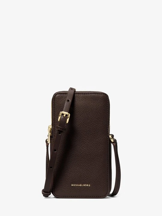 Zdjęcie produktu Mała torebka do przewieszenia przez ramię Jet Set ze skóry groszkowej na smartphona Michael Kors CZEKOLADOWY (Brązowy)