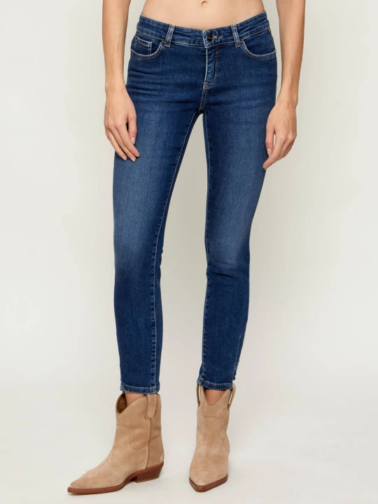 Zdjęcie produktu Marc Cain Jeansy SILVI | Slim Fit granatowy