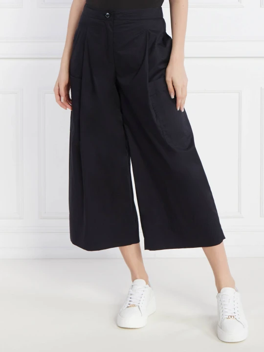Zdjęcie produktu Marc Cain Spodnie WARIN | flare fit | high waist czarny