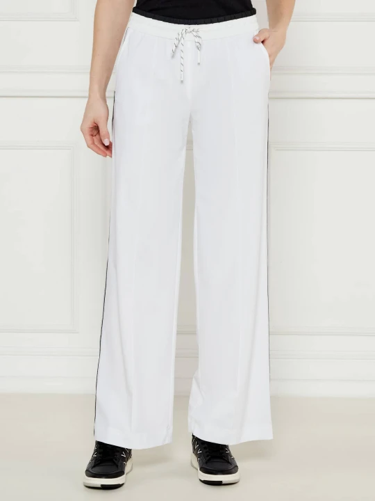 Zdjęcie produktu Marc Cain Spodnie Welcom | flare fit biały