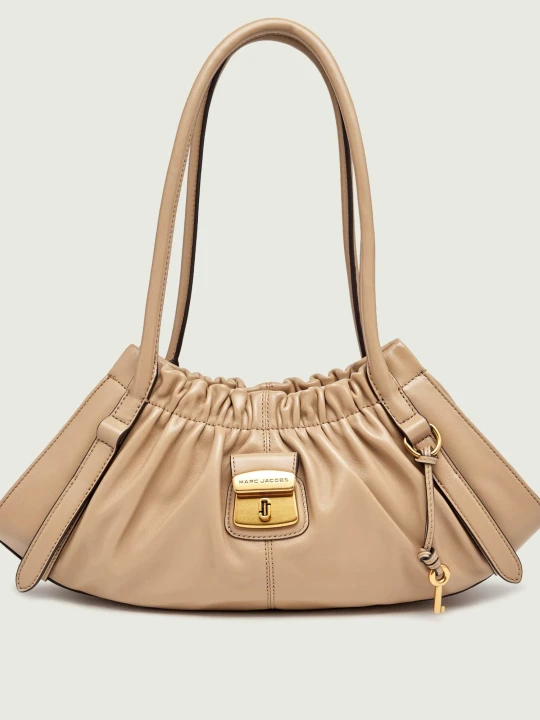 Zdjęcie produktu Marc Jacobs Skórzana torebka na ramię Cristina beżowy