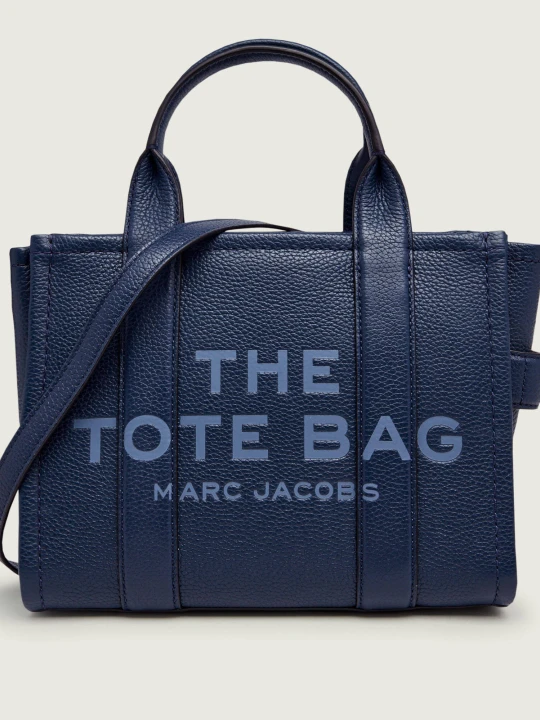 Zdjęcie produktu Marc Jacobs Skórzany kuferek The Leather Small Tote Bag granatowy