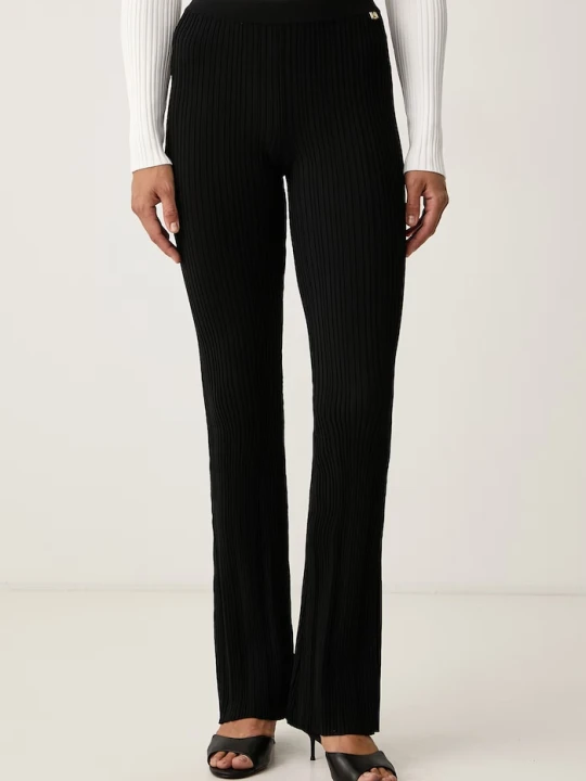 Zdjęcie produktu Marciano by Guess spodnie dzwony damskie z wiskozą LIMA czarny