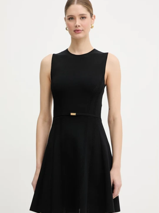 Zdjęcie produktu Marciano by Guess sukienka rozkloszowana z wiskozą KASHU czarny