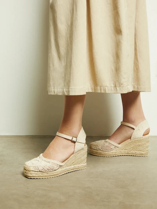 Zdjęcie produktu Medicine espadryle beżowy