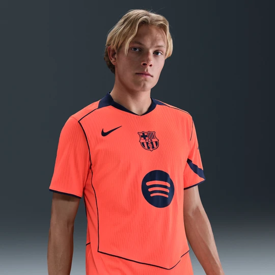 Zdjęcie produktu Męska autentyczna koszulka piłkarska Nike Dri-FIT Total 90 ADV FC Barcelona Match 2025 / 26 (wersja trzecia) - Pomarańczowy