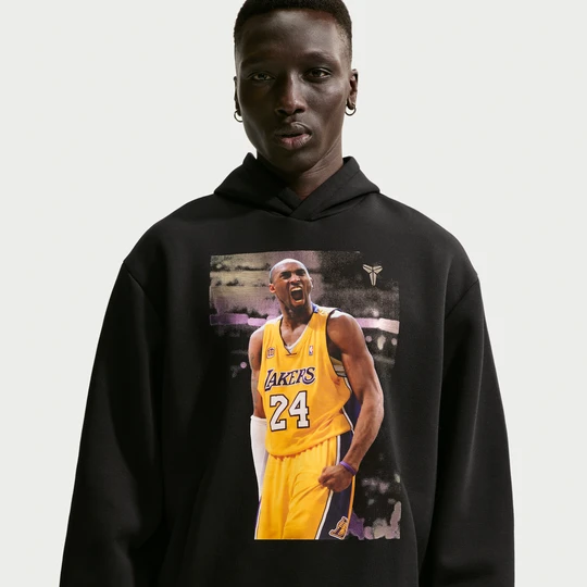Zdjęcie produktu Męska bluza nierozpinana z kapturem z dzianiny do koszykówki Dri-FIT Kobe - Czerń Nike
