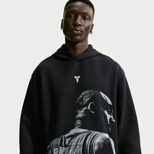 Zdjęcie produktu Męska bluza nierozpinana z kapturem z dzianiny do koszykówki Dri-FIT Kobe - Czerń Nike