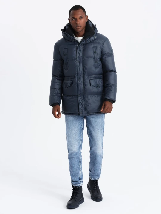 Zdjęcie produktu Męska długa kurtka puffer z zapinanymi kieszeniami – granatowa V3 - Rozmiar: S Ombre Clothing
