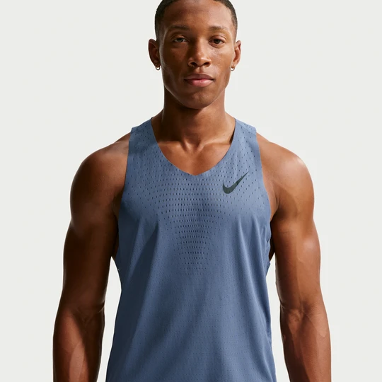 Zdjęcie produktu Męska koszulka bez rękawów do biegania Dri-FIT ADV Nike AeroSwift - Niebieski