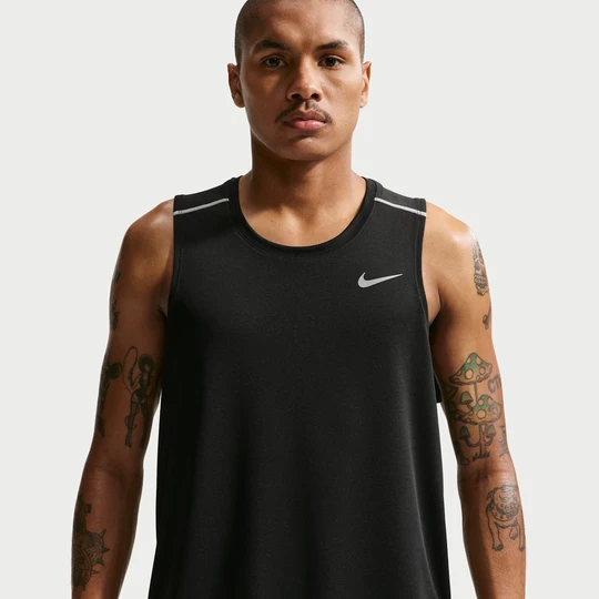 Zdjęcie produktu Męska koszulka bez rękawów do biegania Dri-FIT Nike Miler - Czerń