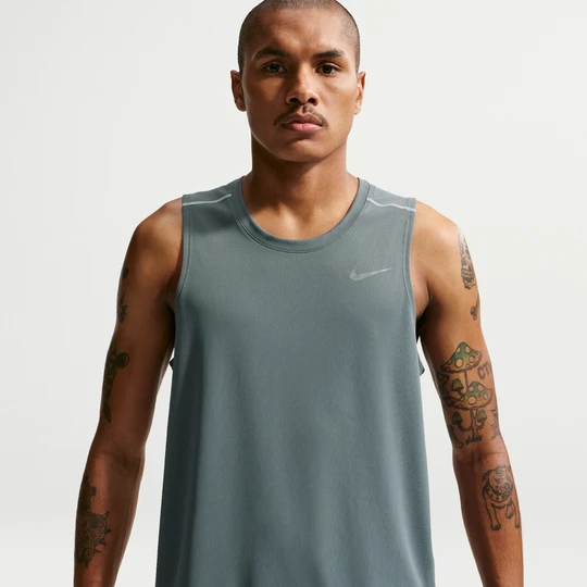 Zdjęcie produktu Męska koszulka bez rękawów do biegania Dri-FIT Nike Miler - Szary