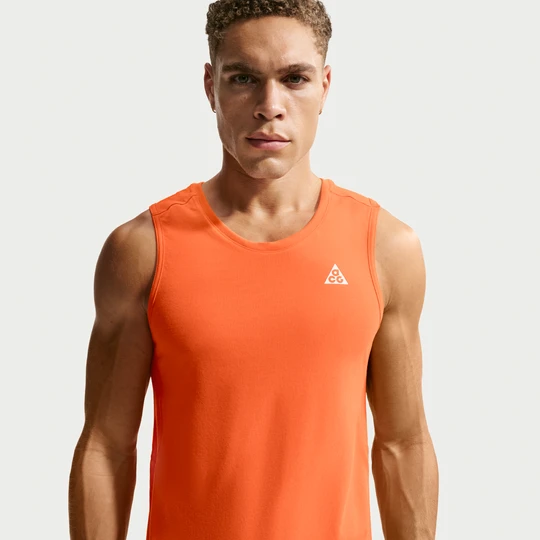 Zdjęcie produktu Męska koszulka bez rękawów Dri-FIT ADV Nike ACG „Solar Chase” - Pomarańczowy