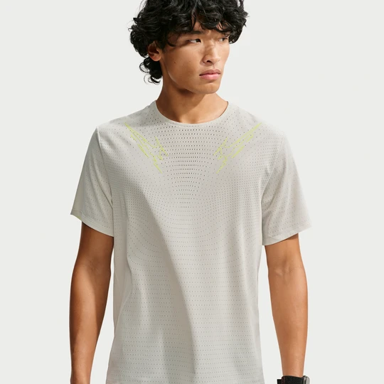 Zdjęcie produktu Męska koszulka do biegania z krótkim rękawem i grafiką Dri-FIT ADV Nike AeroSwift - Szary