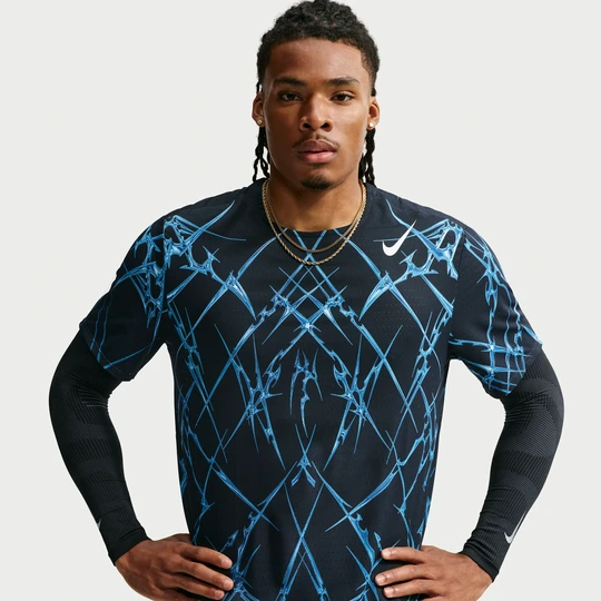 Zdjęcie produktu Męska koszulka do biegania z krótkim rękawem i nadrukiem Dri-FIT ADV Nike AeroSwift - Czerń