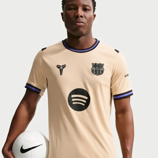 Zdjęcie produktu Męska koszulka piłkarska Kobe Dri-FIT FC Barcelona Stadium 2025/26 (wersja wyjazdowa) – replika - Brązowy Nike