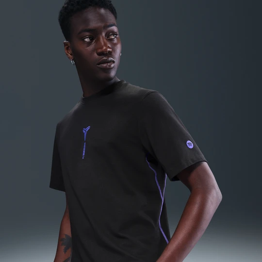 Zdjęcie produktu Męska koszulka piłkarska z krótkim rękawem Kobe Dri-FIT FC Barcelona Primary (wersja wyjazdowa) - Czerń Nike