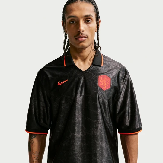 Zdjęcie produktu Męska koszulka piłkarska z krótkim rękawem Nike Dri-FIT Holandia Energy - Czerń