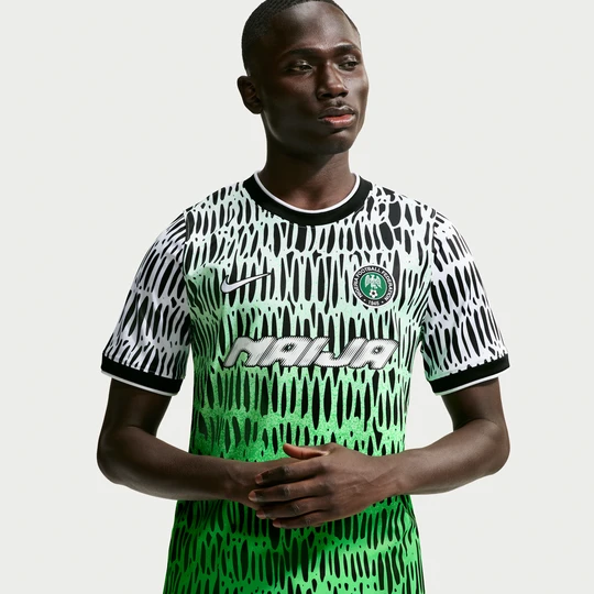 Zdjęcie produktu Męska koszulka piłkarska z krótkim rękawem Nike x Nigeria x Slawn Dri-FIT Academy Pro - Czerń