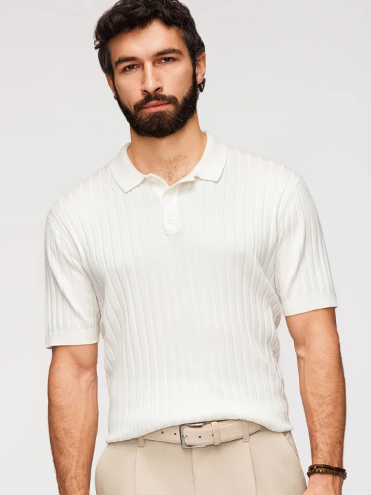 Zdjęcie produktu Męska koszulka polo z wiskozą SLIM FIT w pionowy prążek – złamana biel V3 - Rozmiar: S Ombre Clothing