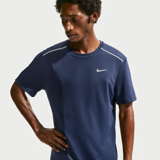 Zdjęcie produktu Męska koszulka z krótkim rękawem do biegania Dri-FIT Nike Miler - Niebieski