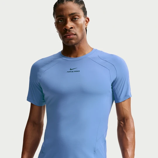 Zdjęcie produktu Męska koszulka z krótkim rękawem Dri-FIT ADV Nike Pro Training - Niebieski