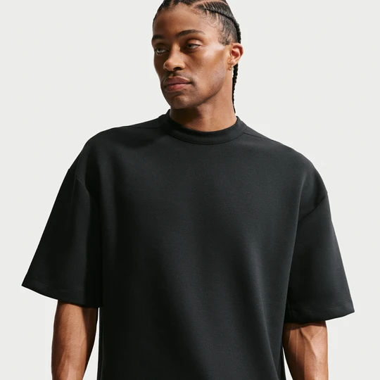 Zdjęcie produktu Męska koszulka z krótkim rękawem Dri-FIT Nike 24.7 ImpossiblySoft - Czerń