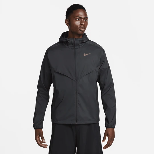 Zdjęcie produktu Męska kurtka do biegania Repel Nike Windrunner - Czerń