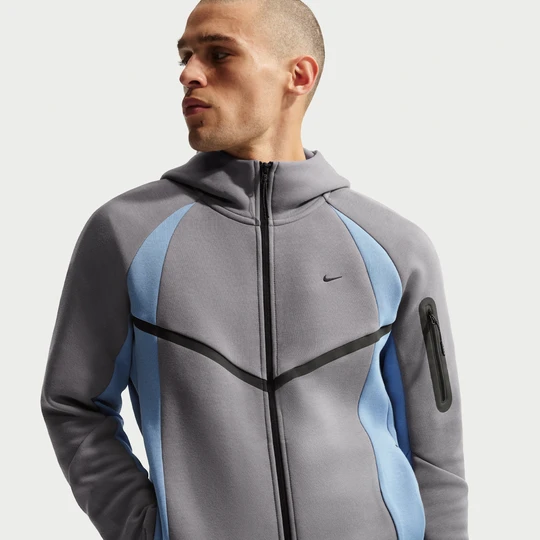 Zdjęcie produktu Męska kurtka z dzianiny w kontrastowych kolorach z zamkiem na całej długości Nike Tech Windrunner - Czerń