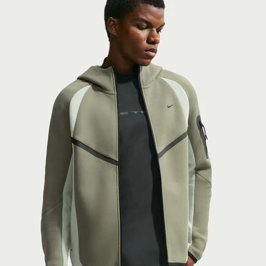 Zdjęcie produktu Męska kurtka z dzianiny w kontrastowych kolorach z zamkiem na całej długości Nike Tech Windrunner - Szary