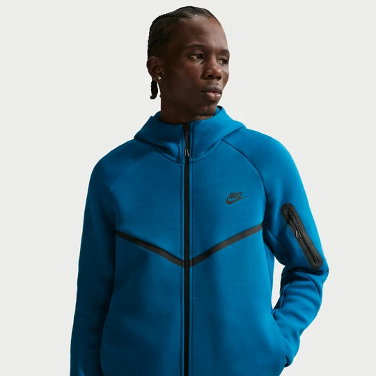 Zdjęcie produktu Męska kurtka z dzianiny z zamkiem na całej długości Windrunner Nike Tech - Niebieski