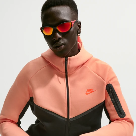 Zdjęcie produktu Męska kurtka z dzianiny z zamkiem na całej długości Windrunner Nike Tech - Pomarańczowy