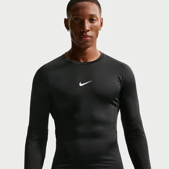 Zdjęcie produktu Męska przylegająca koszulka z długim rękawem do fitnessu Dri-FIT Nike Pro - Czerń