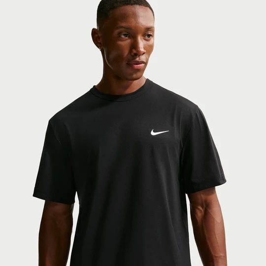 Zdjęcie produktu Męska uniwersalna koszulka z krótkim rękawem Dri-FIT UV Nike Hyverse - Czerń