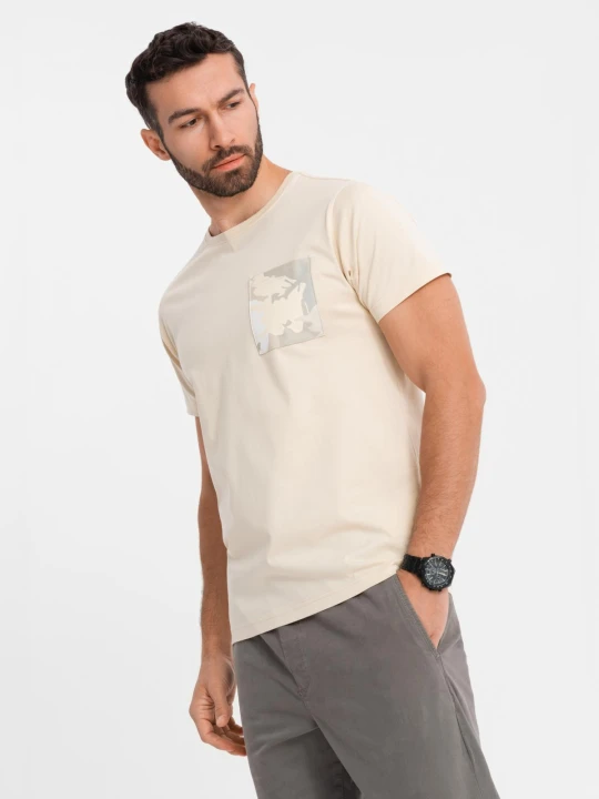 Zdjęcie produktu Męski bawełniany t-shirt z printowaną kieszonką – kremowy V2 Ombre Clothing