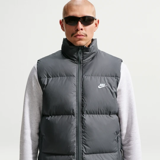 Zdjęcie produktu Męska puchowy bezrękawnik Therma-FIT Nike Club - Szary