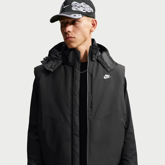 Zdjęcie produktu Męski bezrękawnik Storm-FIT ADV Nike Windrunner PrimaLoft® - Czerń