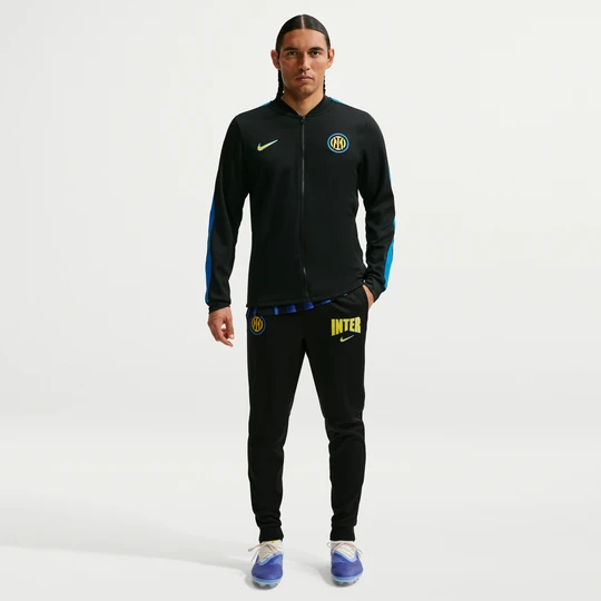Zdjęcie produktu Męski dzianinowy dres piłkarski Nike Dri-FIT Inter Mediolan Strike (wersja trzecia) - Czerń