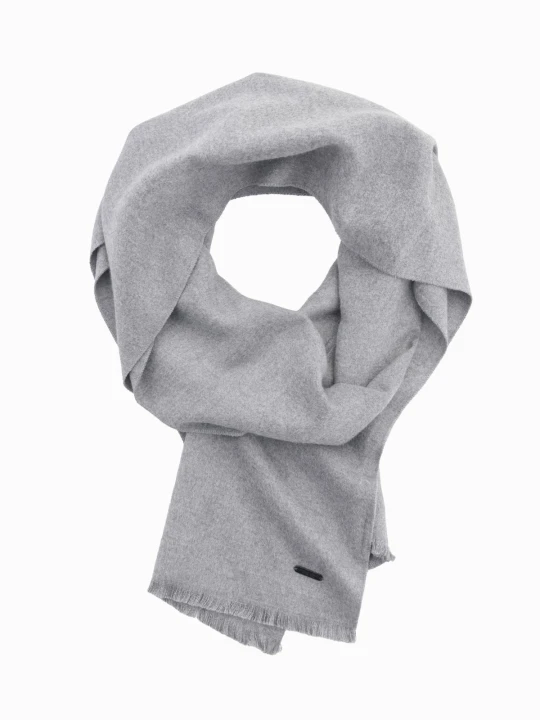 Zdjęcie produktu Męski monochromatyczny szalik z frędzlami – szary V3 Ombre Clothing