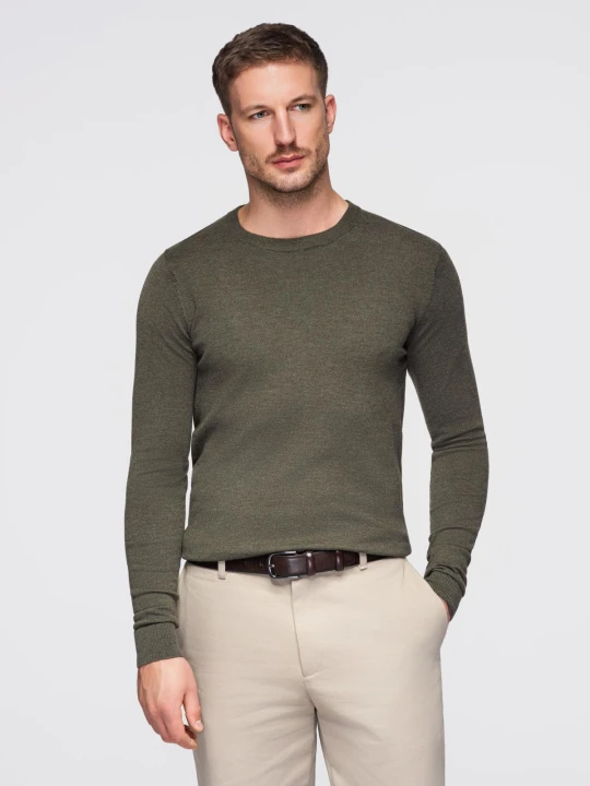Zdjęcie produktu Męski sweter klasyczny z wiskozą BASIC z okrągłym dekoltem – oliwkowy melanż V17 - Rozmiar: S Ombre Clothing