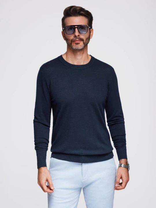 Zdjęcie produktu Męski sweter z okrągłym dekoltem z elastycznej dzianiny o klasycznym splocie - granatowy V1 - Rozmiar: XL Ombre Clothing