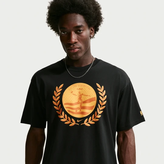 Zdjęcie produktu Męski T-shirt do koszykówki Nike LeBron „Out For Redemption” - Czerń