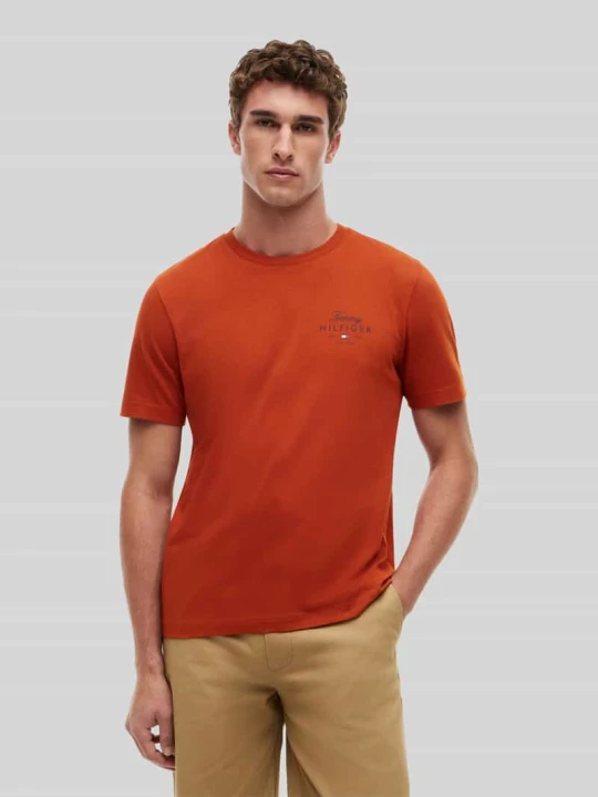 Zdjęcie produktu męski t-shirt o kroju regular fit z czystej bawełny Tommy Hilfiger Terakotowy