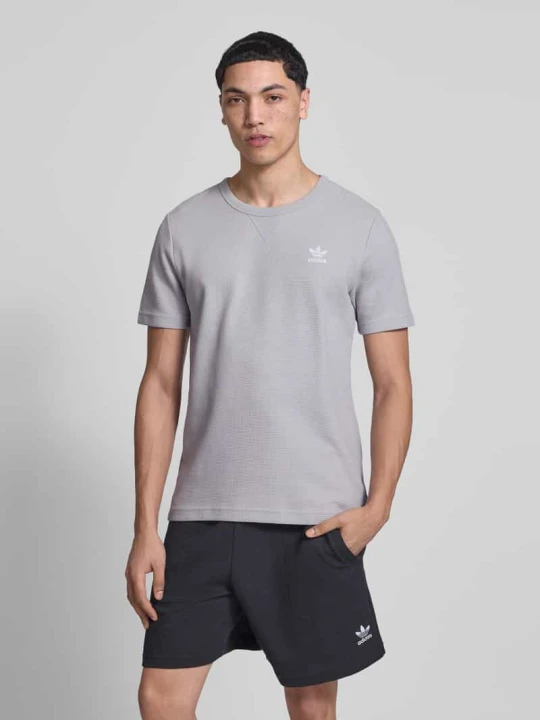 Zdjęcie produktu męski t-shirt o kroju regular fit z dodatkiem bawełny adidas Originals Jasnoszary