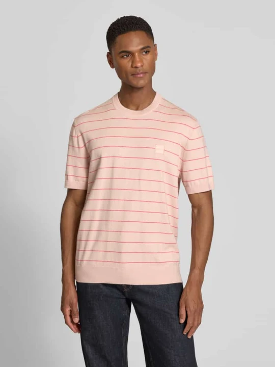 Zdjęcie produktu męski t-shirt o kroju regular fit z mieszanki bawełny i kaszmiru model 'KANACHO' Boss Jasnoróżowy