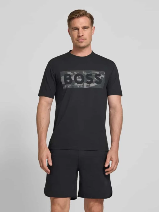 Zdjęcie produktu męski t-shirt o kroju regular fit z mieszanki bawełny model 'TS_GLOBE LOGOPATTERN' Boss Czarny