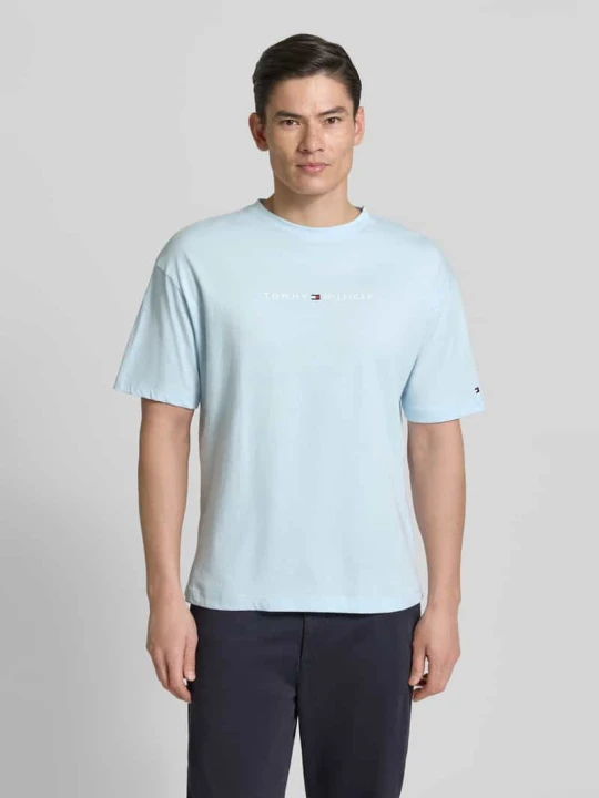 Zdjęcie produktu męski t-shirt o kroju regular fit z napisem z logo z czystej bawełny Tommy Hilfiger