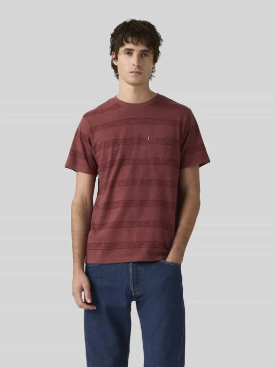Zdjęcie produktu męski t-shirt o kroju regular fit z okrągłym dekoltem Levi's Czerwony